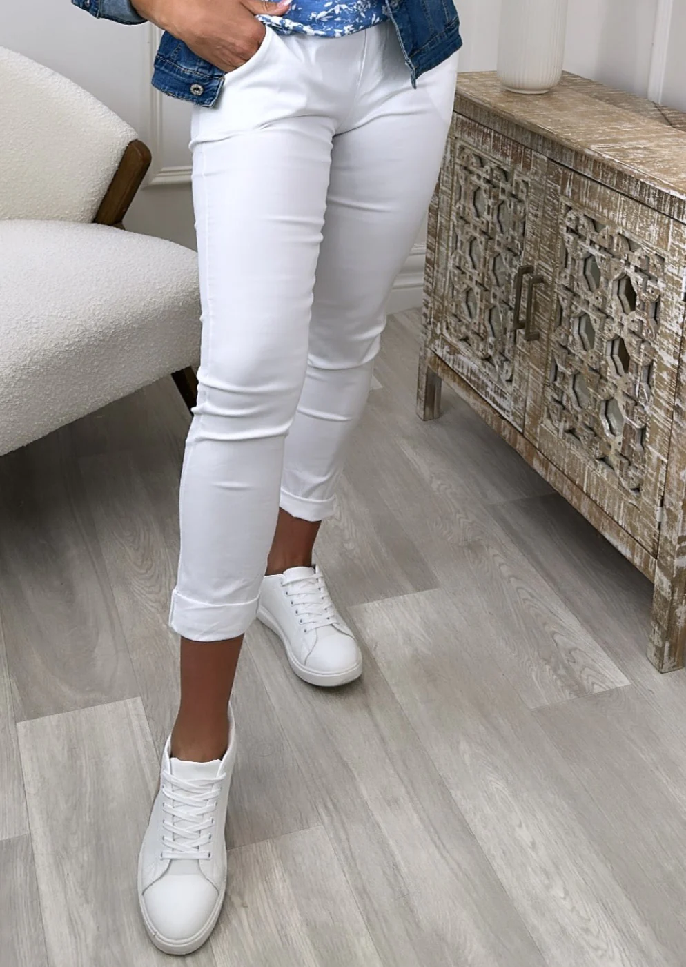 Caroline White Chino Joggers - Image 3