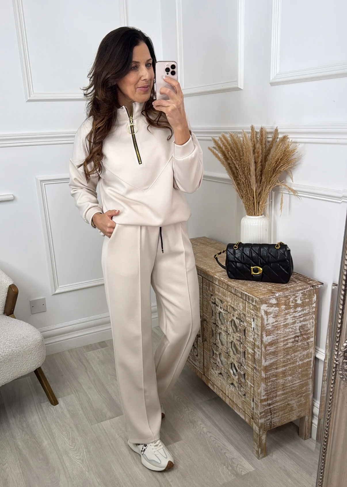 Daisy Beige Seam Detail Set
