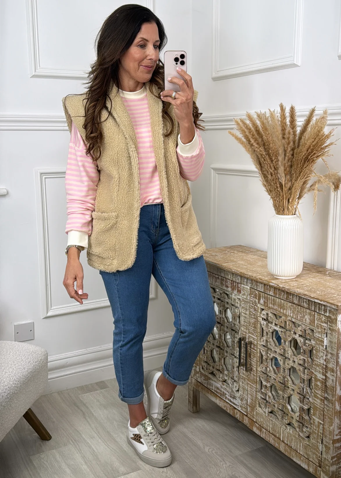 Mariosa Beige Faux Sherpa Waistcoat - Image 3