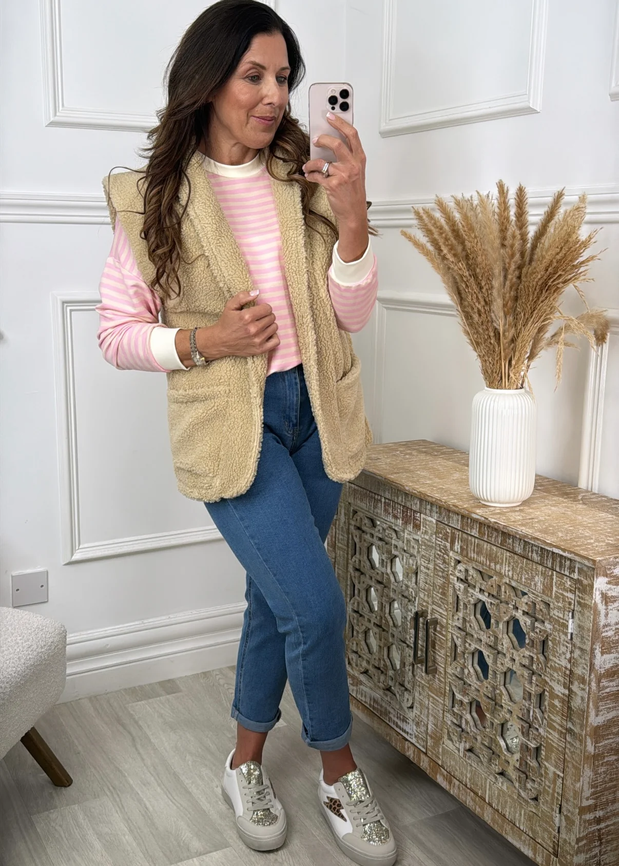 Mariosa Beige Faux Sherpa Waistcoat - Image 4