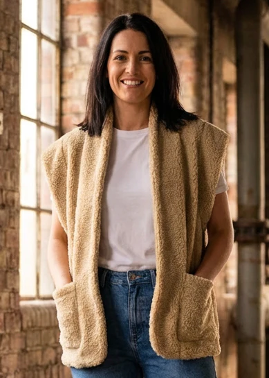 Mariosa Beige Faux Sherpa Waistcoat - Image 6