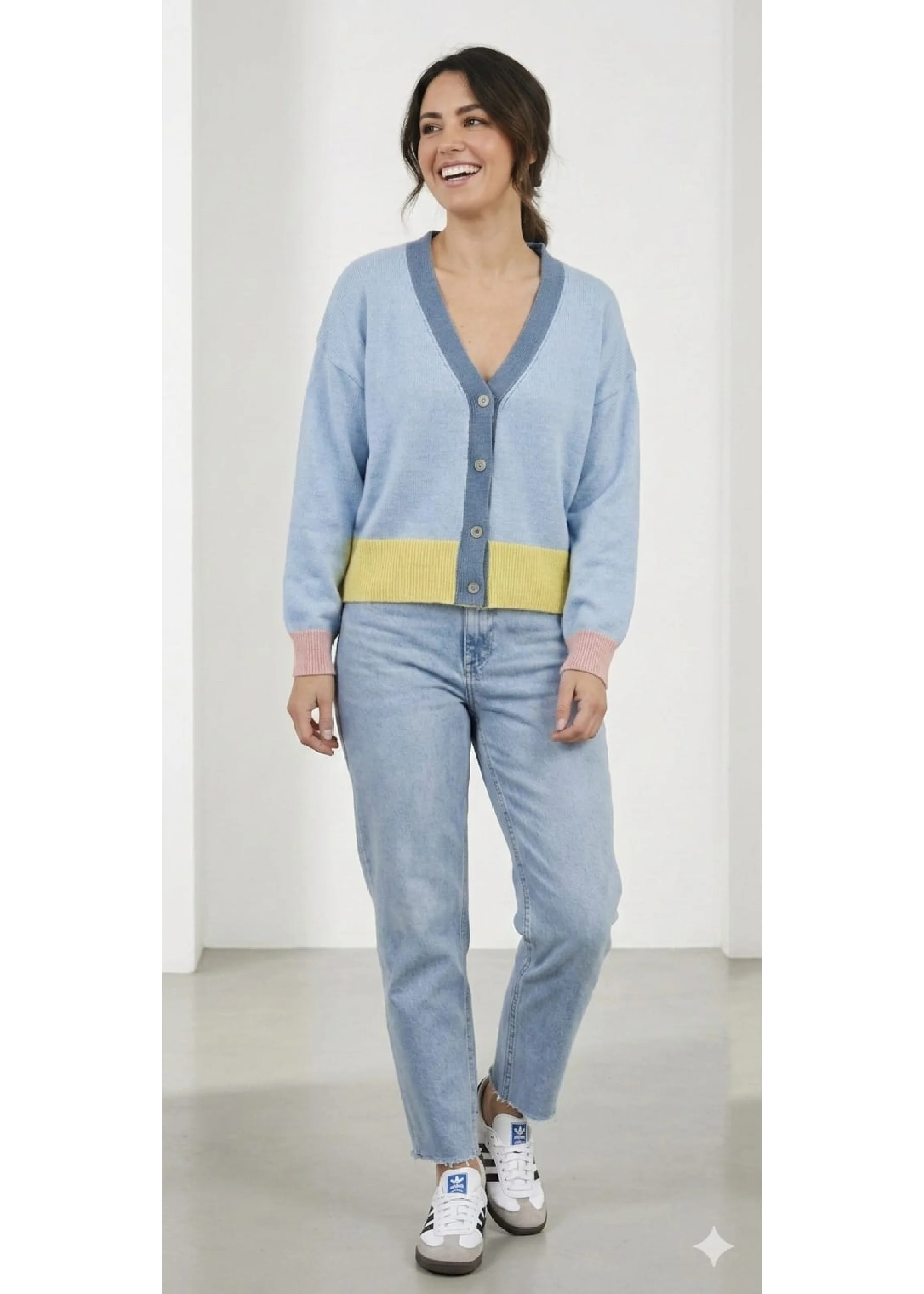 Philippa Blue Contrasting Trim Cardigan - Image 4