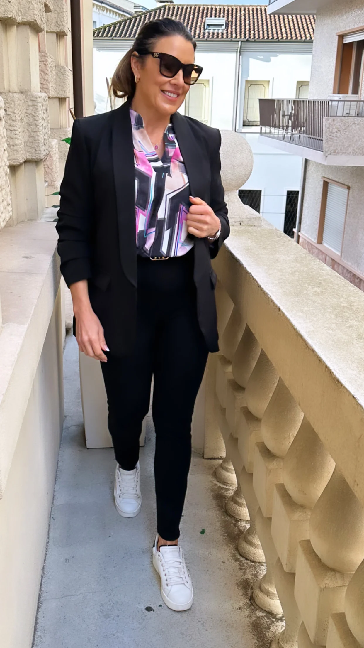 Merrill Black Gathered Sleeve Blazer - Image 7