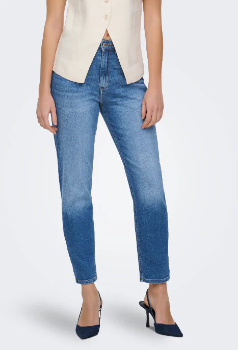 Veneda Blue Mom Fit Jeans - Image 8